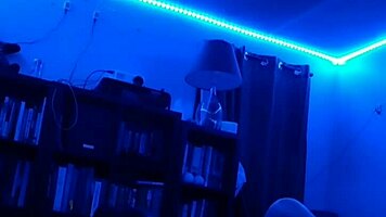 Mff Threesome Fuck With Milf And Young Sluts