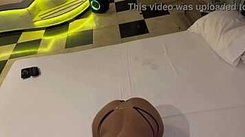 pov novinha algemada sendo fudida com forca