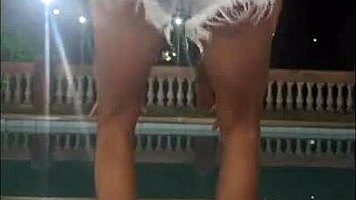 pov novinha algemada sendo fudida com forca