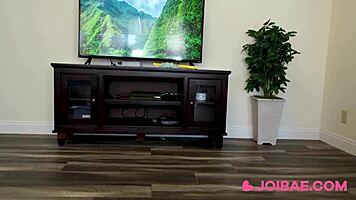 I Am Topless Maid Giving Jerk Off Instructions