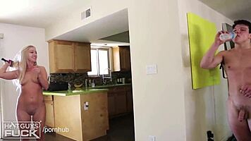 18yo jock fucks hot blonde with big booty