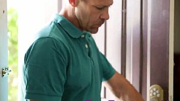 Black Teen 18+ Babe in Hijab Begs for Jizz Creampie in HD