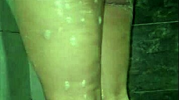 Mature Latina With Big Ass Looks Sexy