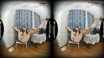 Lizi Vogue Rubs Her Shaved Pussy in VR