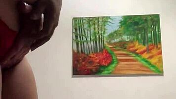 Brunette Seksi Menggoda