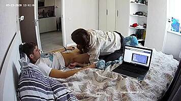 Amateur Brunette European Chick Babe Excels at Sucking and Handjob