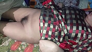 School ki nayi teacher ki intriguing kahani dekhein