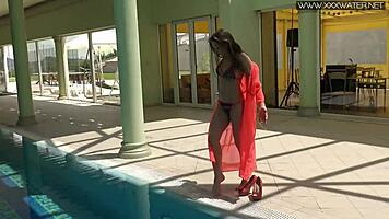 Perfect ass and pointy nipples on skinny milf nicole 😍