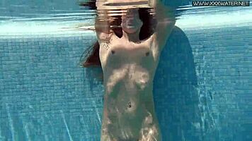 Perfect ass and pointy nipples on skinny milf nicole 😍