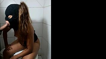 quase um buraco da gloria com anal