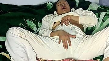 Amateur Starts Day with Squirt