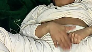 Amateur Starts Day with Squirt