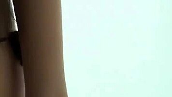 YOUNG JAPANESE AMATEUR DISPLAYS HER ASS BOLDLY