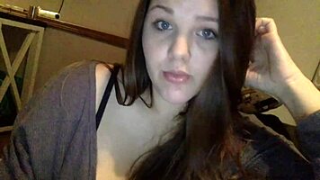 Young Milf With Big Tits And Chubby Body Gets Fat And Horny!