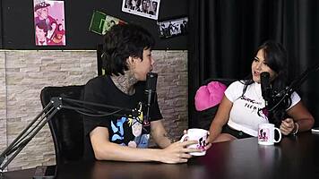 Nympho craves intense group action