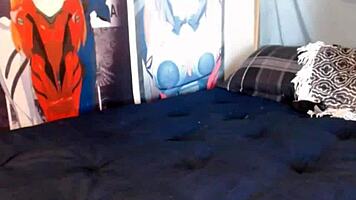 Teen Girl PLAYS On WEBCAM HARD