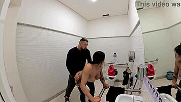 jade cosplay in bathroom halloween