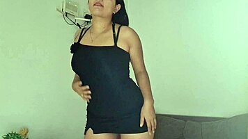 Indian Teen Reveals Stunning Curves and Bold Charms