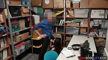 Malaysian girlfriend shoplifting for the second time in an extreme real-life situation