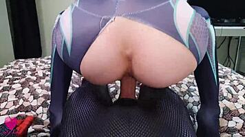 spider-man multiverse miles passionately interacts with gwen stacy