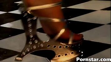 honey hollie stevens with wet pussy climaxes on giant cock!