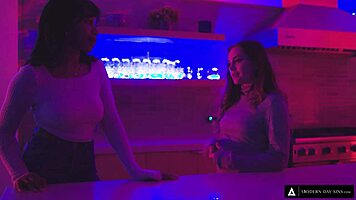 Bubble Butt Teen 18+ Surprises Guy With Pro Ride