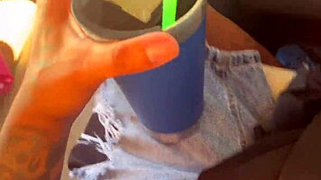 Cadelinha Pretinha 19 Aninhos Fodendo Com Vontade E Gemendo Alto Na Pica Completo No Red E No Cher