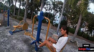 Amateur thai teen 18+ girlfriend gives him a blowjob after her workout