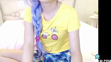 Nerdy Asian Petite Emmy's Camgirl Show