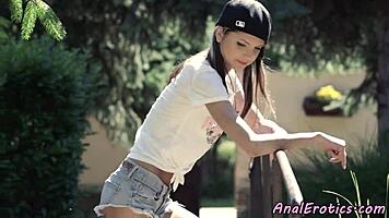 Petite eurobabe gettin anally fucked, ahh