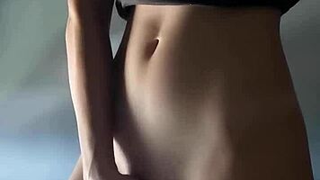 Skinny girl maiskii fucking herself with a dildo in homemade solo session 😍