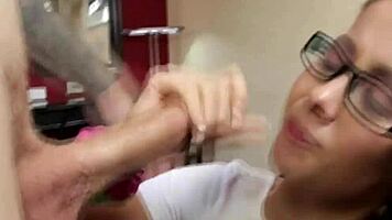 Amateur Teen 18+ Gets Fucked!