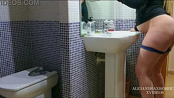 My boyfriend jerks off my pregnant friend in wild 3some fun