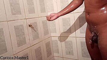 Brigado Com a Mulher, Solo Relief in Bath