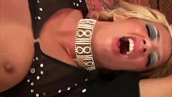 her petite 18+ chatte, wanna get banged front and back?