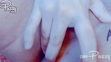Amateur asian pussy fingering close-up