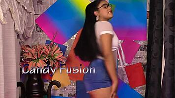 Doing a sexy dance for my boss to make him masturbate 😏