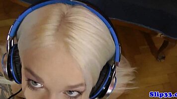 Stunning Teen 18+ Gets Creampied By Old Man In Glamour POV