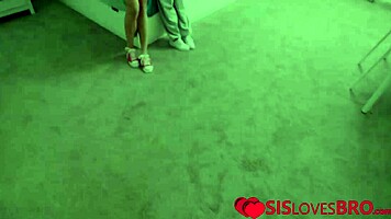 mira monroe and emma rosie fuck stepcousin