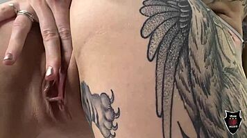 Penny Archer's Ass Bounces On Rome Major's Monster Cock!