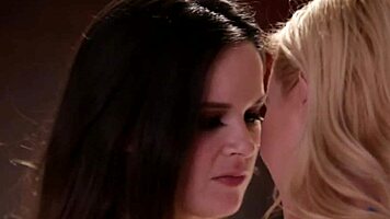 scissoring teen 18+s love eating tight pussy in college