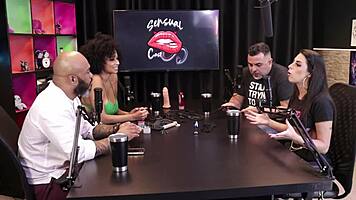 Eu e Minha Rainha Paloma e Andre in Sensual Anal Action - Parte 2