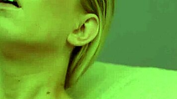 Hottie Thrilled by Intense Dildo Solo Play