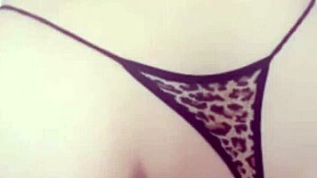 青藤妹妹后入大屁股满是淫水真不多见骚货