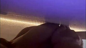 Xxxhannah1 squirting all over that cock!