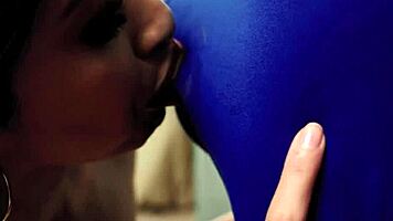 Petite latina penelope woods craves bigdick facial with deepthroat swallow