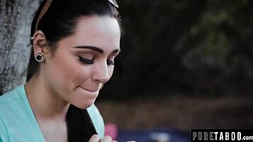 Watching that hot couple fuck 😏