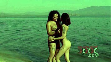 En La Playa Luna Y Serena Friend Lesbian Latina Petite Milf Girlfriend