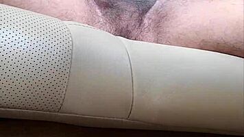 Another thrilling backseat adventure where she swallows cum and reaches orgasm 😍