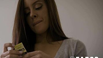 What's Good For The Gander: Petite Vanna Bardot Blows Dante Colle's Big Ass